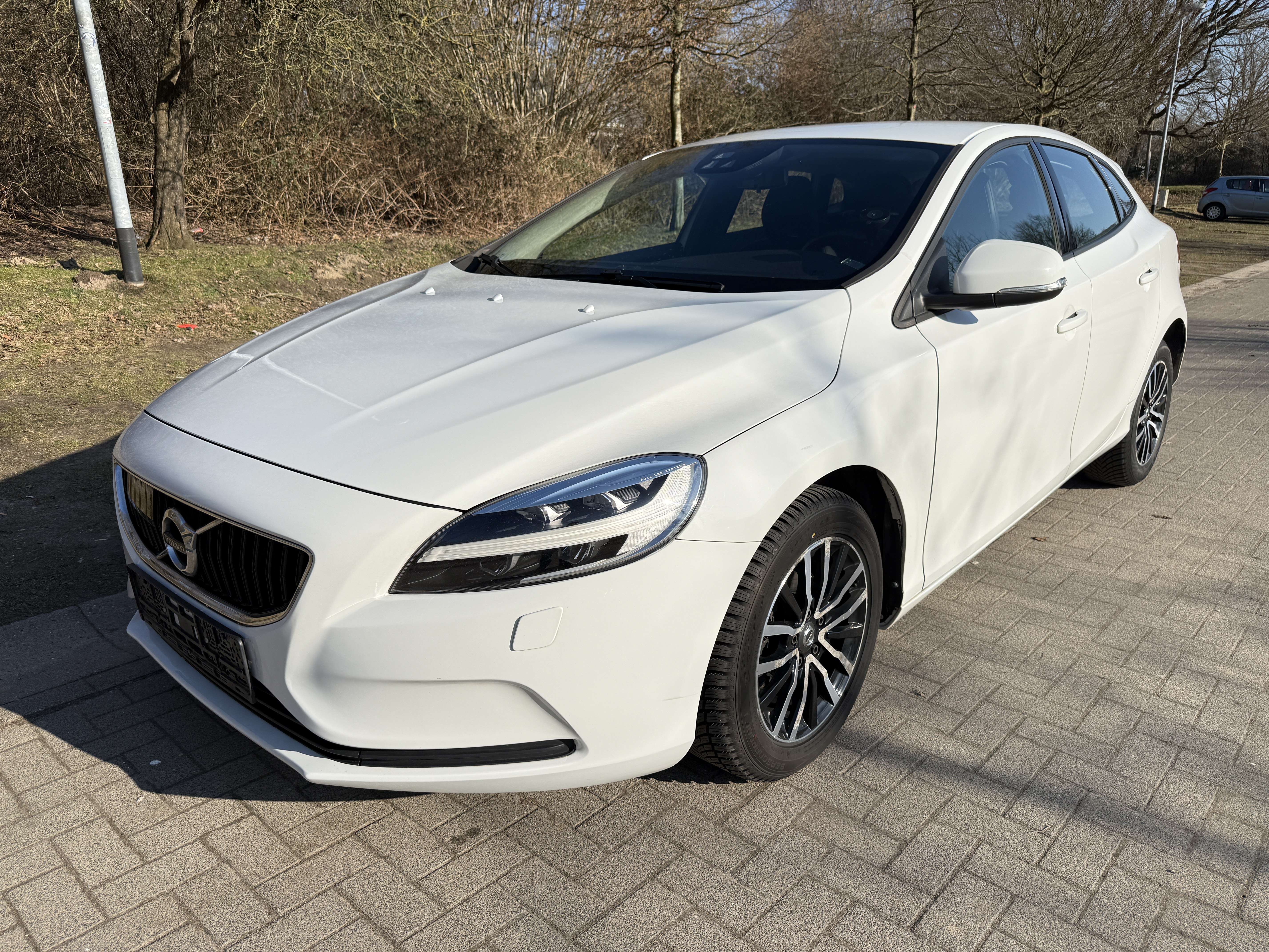 Second hand Volvo V40 2.0