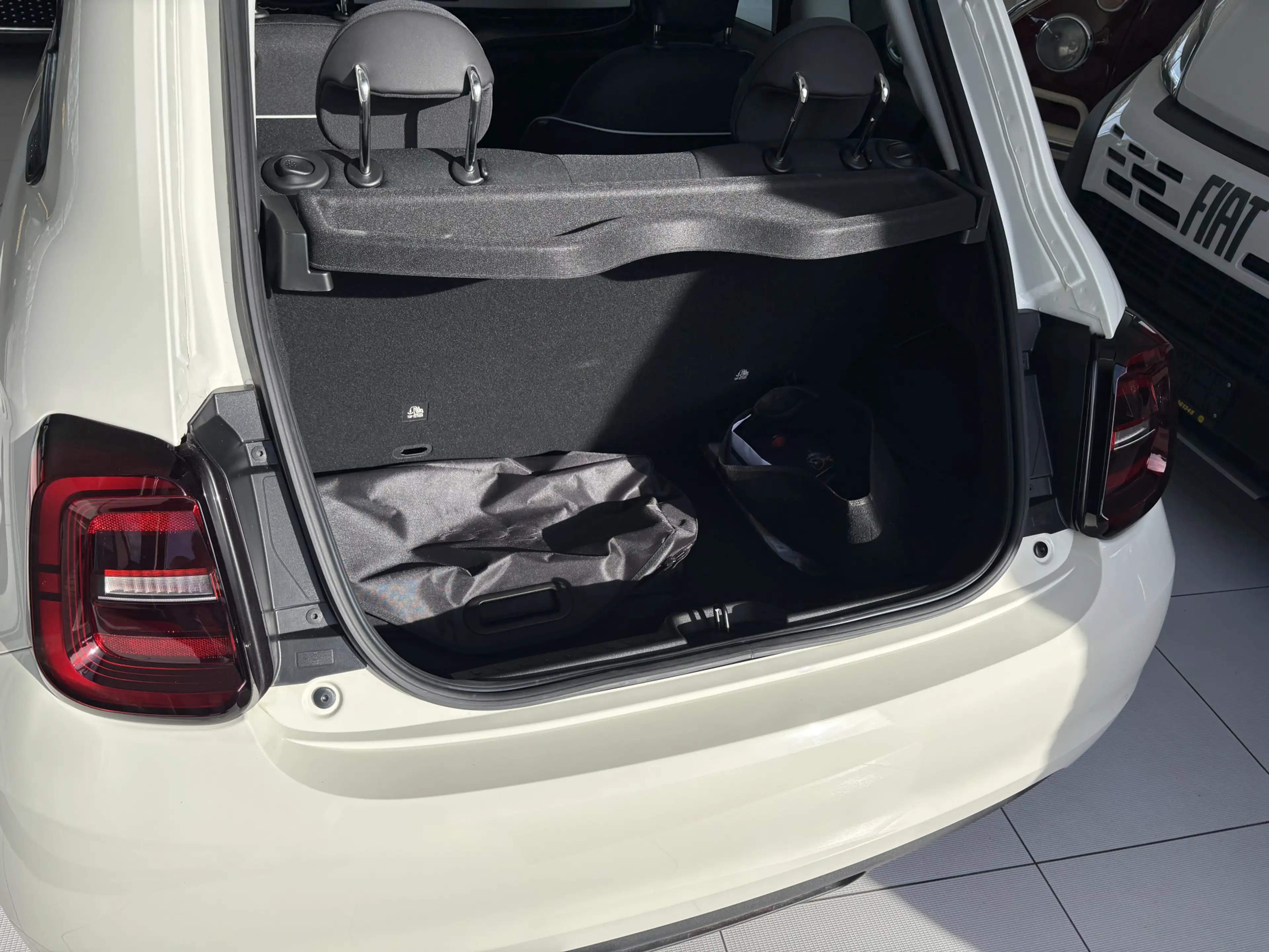 Fiat 500 Icon 42 kWh Airco - Apple carplay - Bluetooth - Cr — photo 18