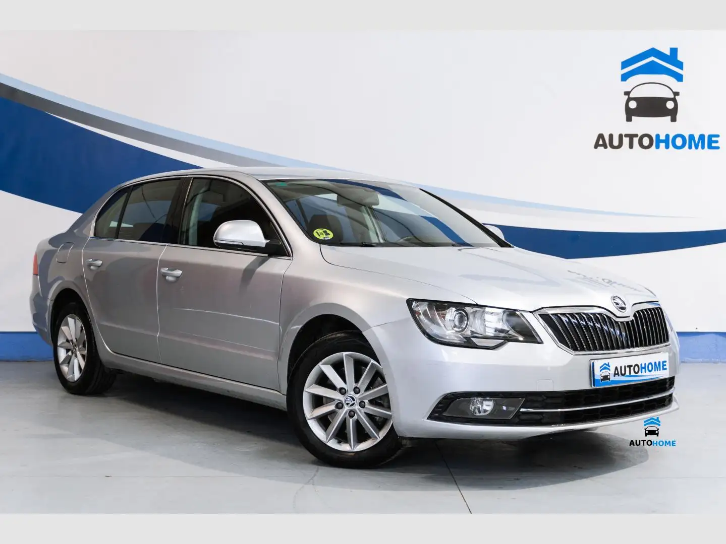 Skoda Superb Combi 2.0TDI CR Active Gris - 1