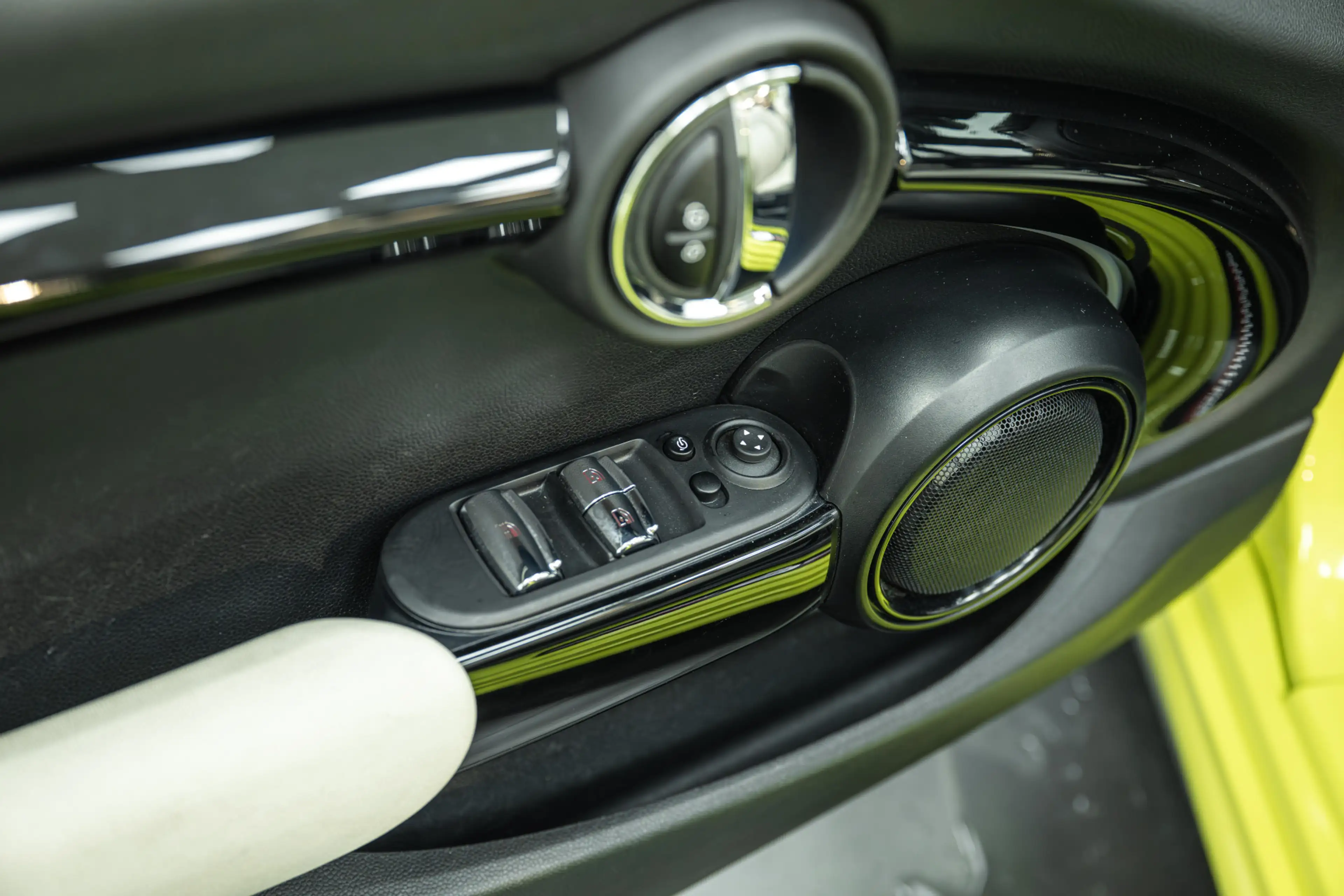 MINI John Cooper Works Cabrio S JCW Automaat / Sportstoelen / Comfort Access / A — photo 15
