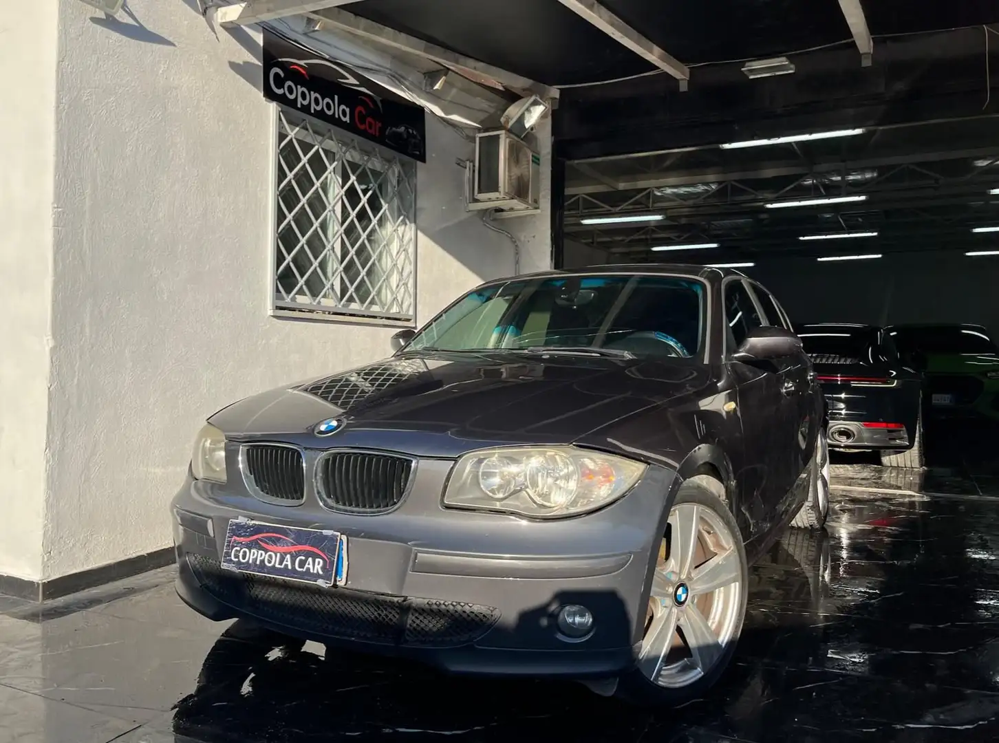 BMW 118 118i Futura 6m Noir - 2