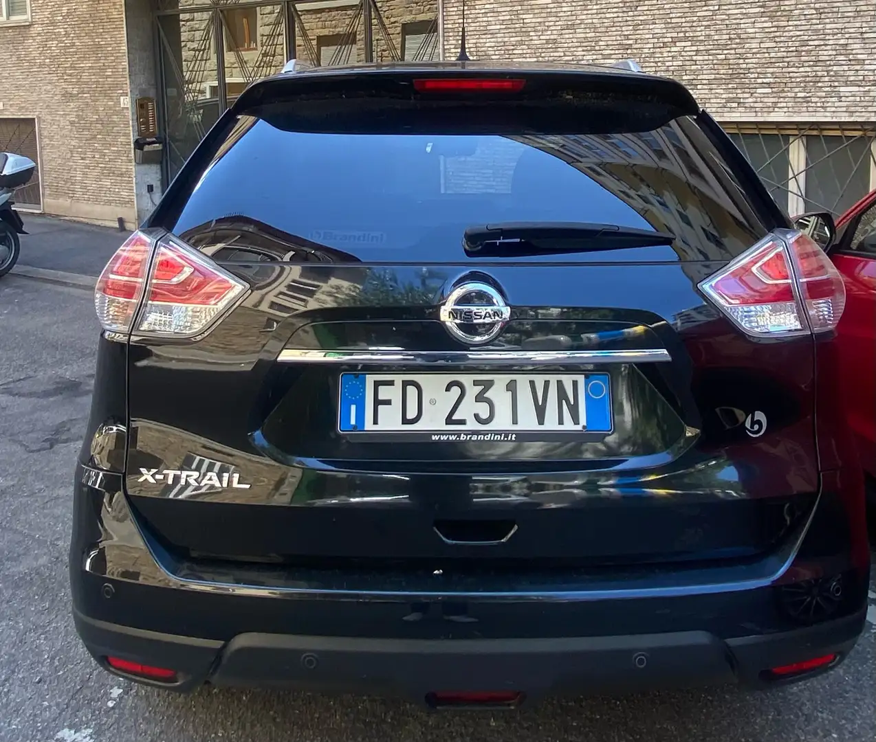 Nissan X-Trail 1.6 dci Tekna 2wd xtronic E6 - 2