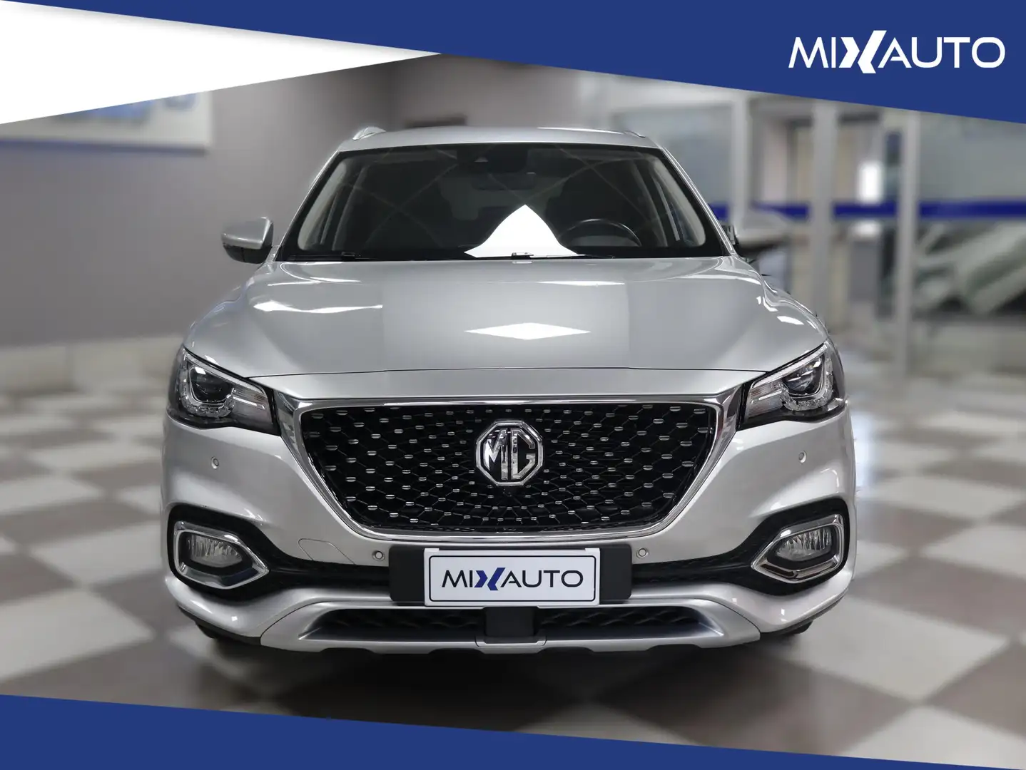 MG HS 1.5 T DCT Comfort 2WD AUTO Silber - 2