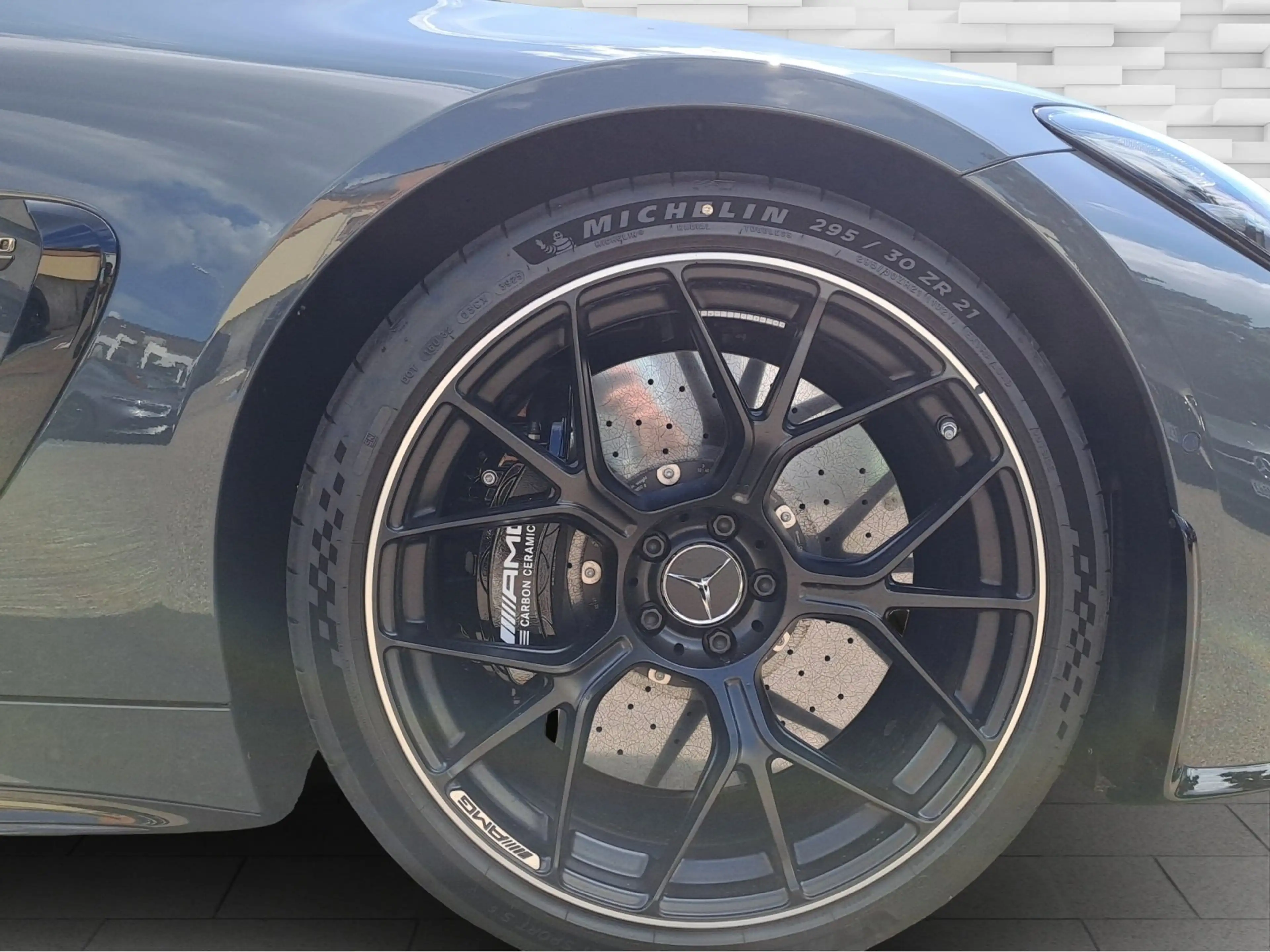 Mercedes-Benz AMG GT 63 4M+Keramik/Fahrassi./Perfo.Sitz/21"/PD — photo 14