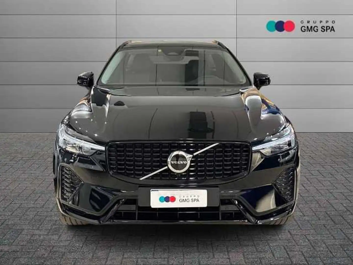 Volvo XC60 II 2022 2.0 b4 Plus Dark auto Nero - 2