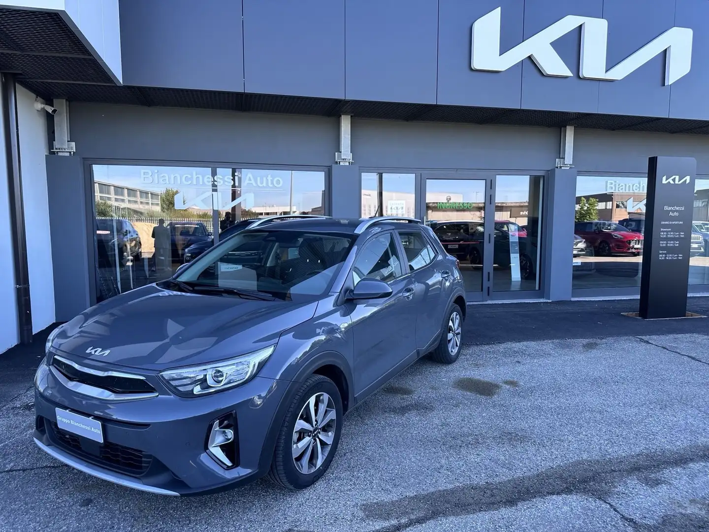 Kia Stonic Stonic 1.2 DPI ECO GPL Style - 1