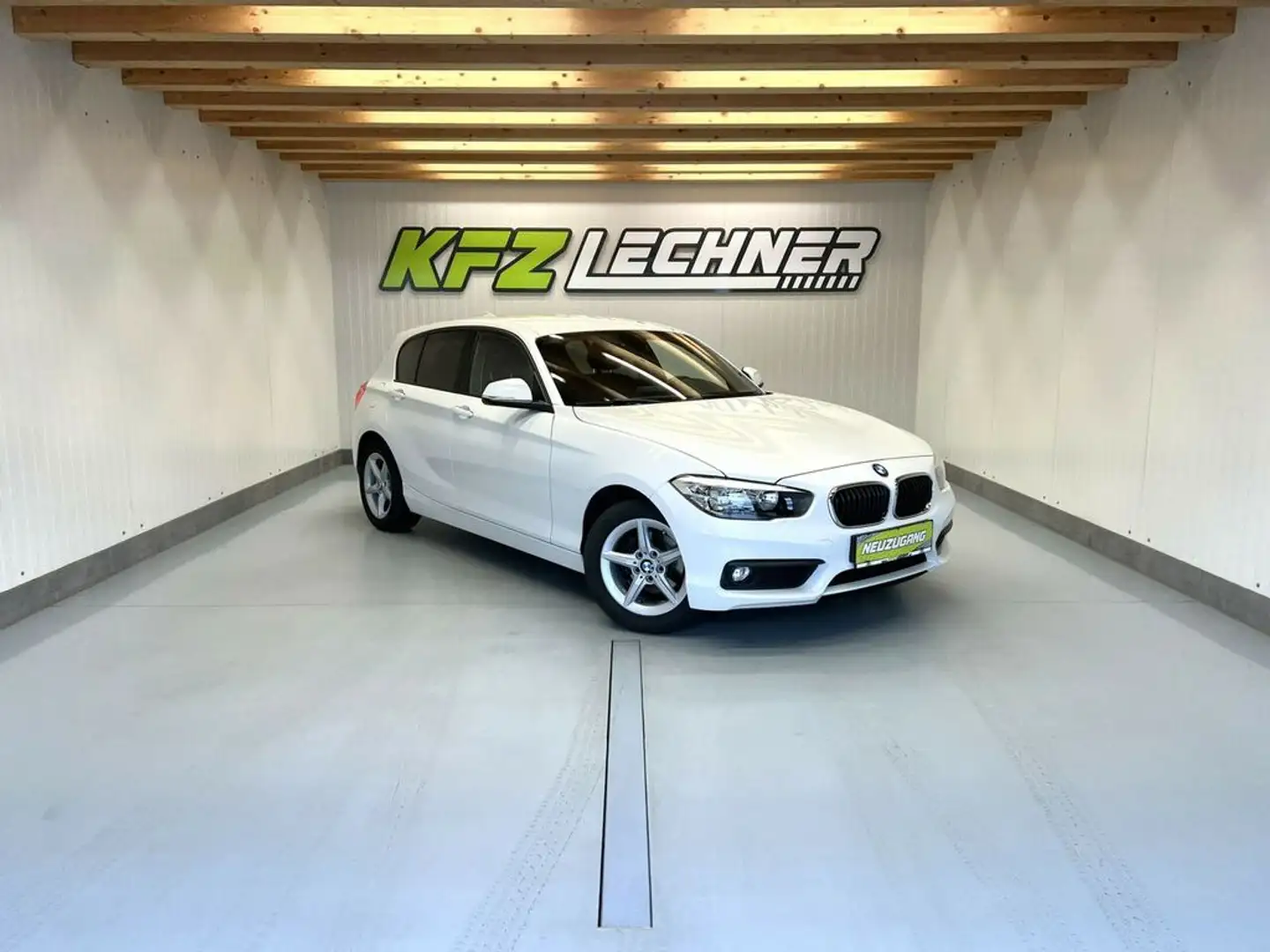 BMW 116 i Advantage ''SITZH*TEMPOMAT*PDC*FREISPRECH'' Blanc - 1