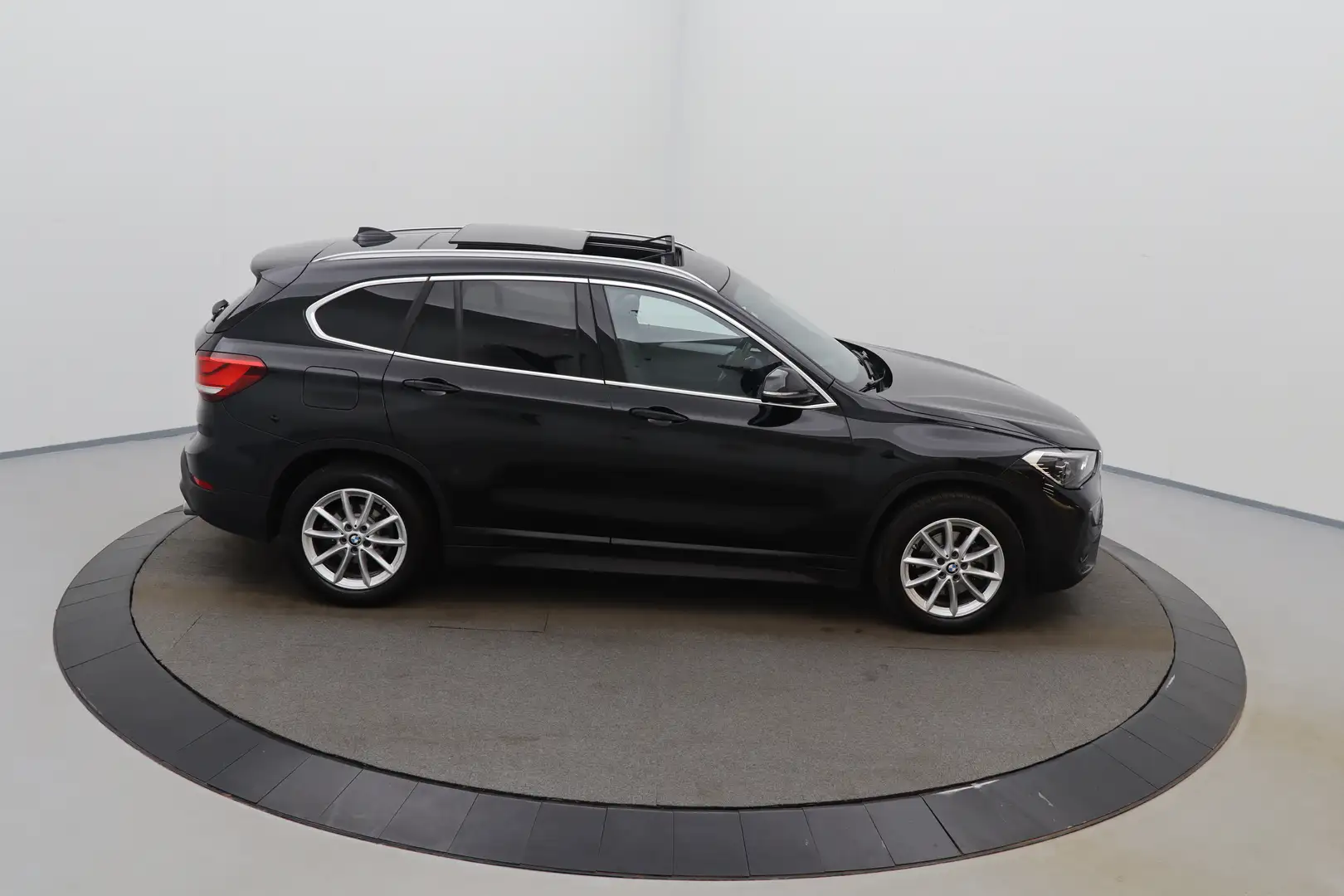 BMW X1 2.0 dA xDrive18 Business LEDER/CUIR LED GPS PDC Pa Noir - 2