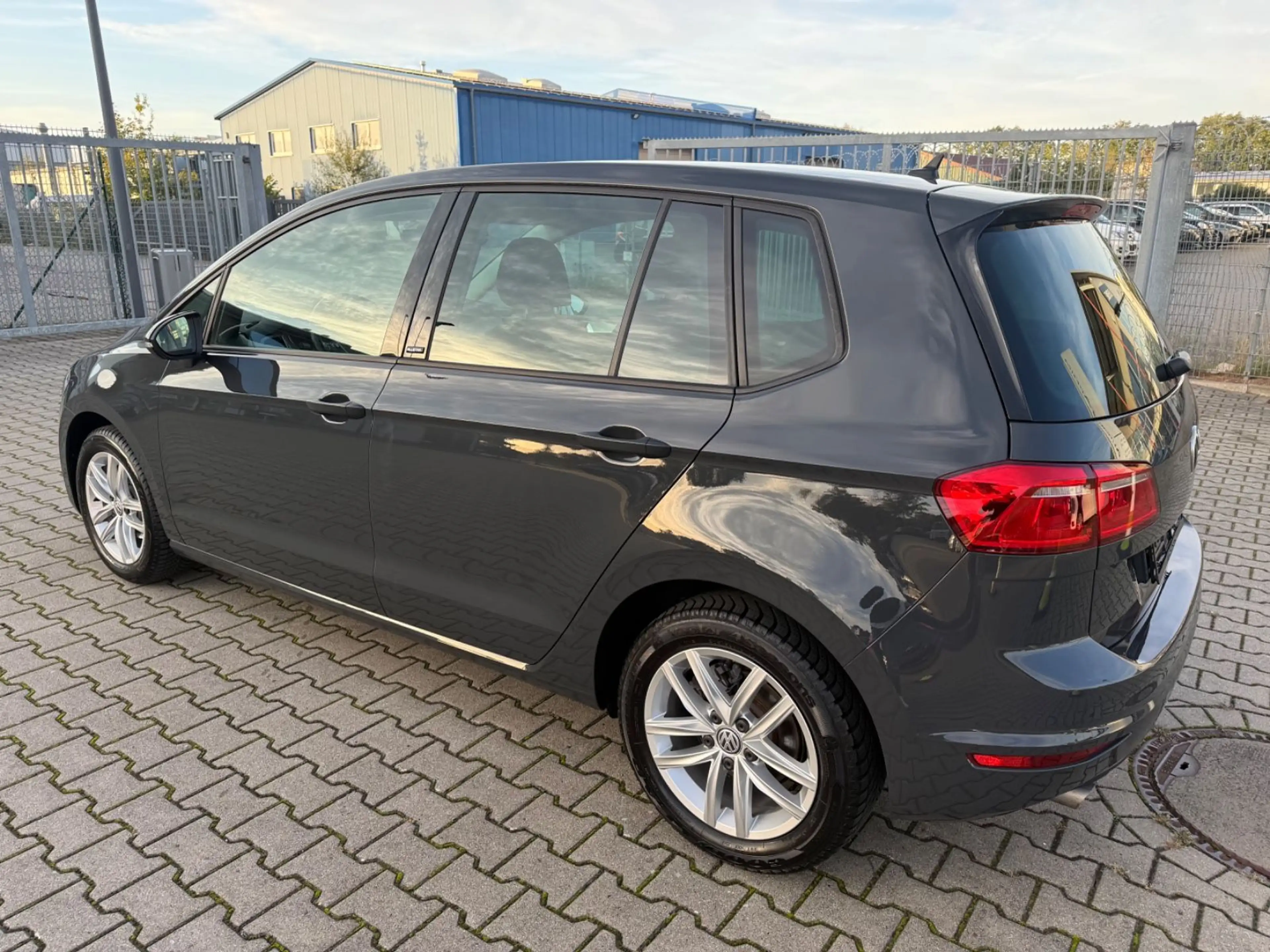 Volkswagen Golf Sportsvan VII Allstar BMT/Start-Stop — photo 12
