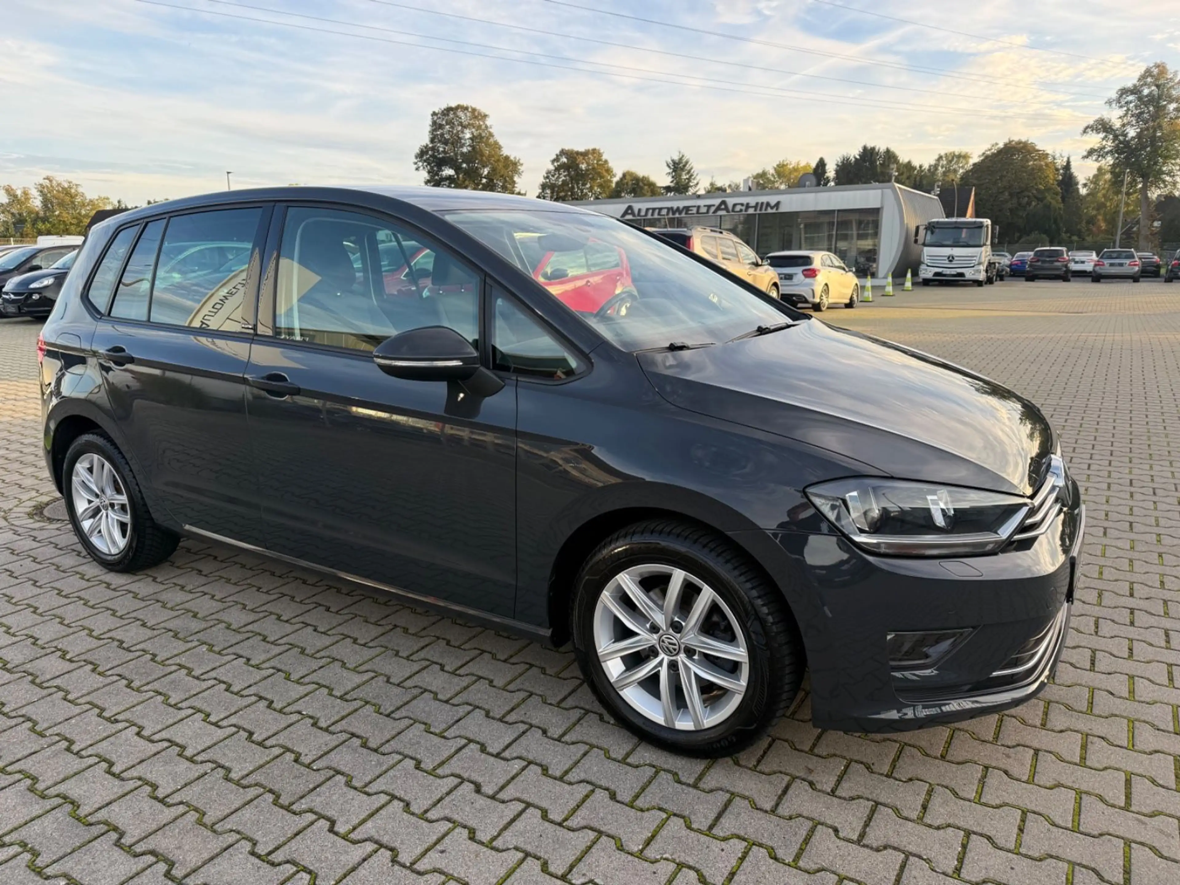 Volkswagen Golf Sportsvan VII Allstar BMT/Start-Stop — photo 6