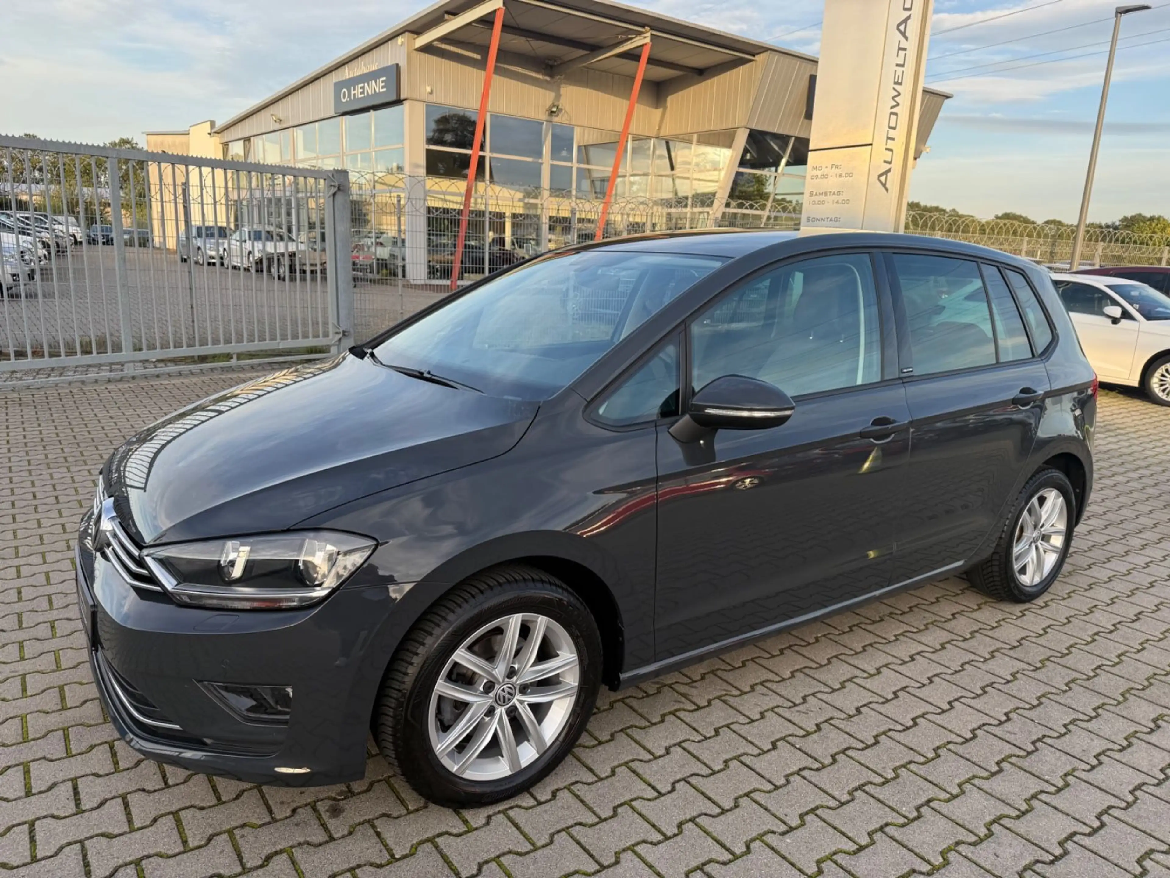 Volkswagen Golf Sportsvan VII Allstar BMT/Start-Stop — photo 2