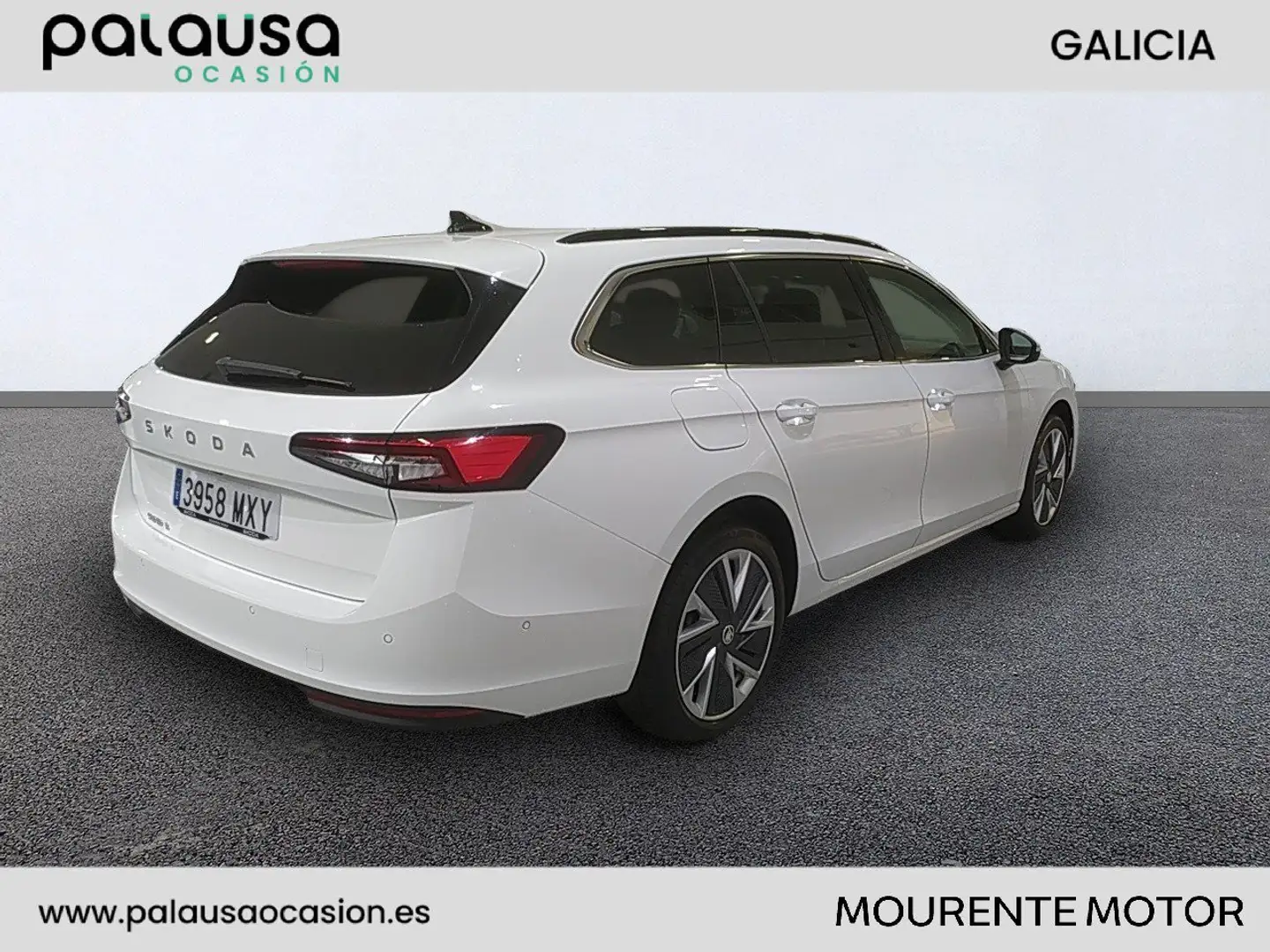 Skoda Superb Combi 2.0TDI Selection DSG 110kW Blanc - 2