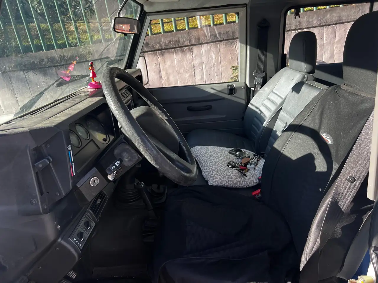 Land Rover Defender 90 2.5 td5 E SW, foto 6