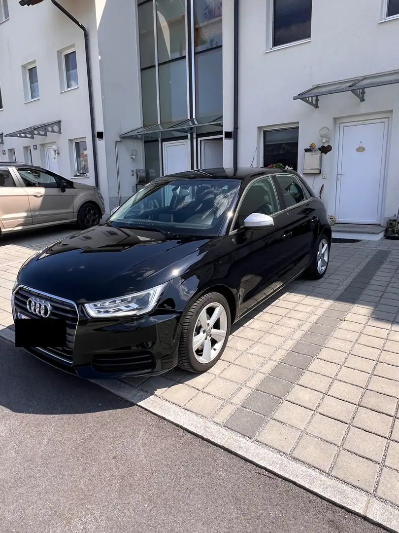 Audi A1 A1 SB 1,0 TFSI intense intense Schwarz - 1