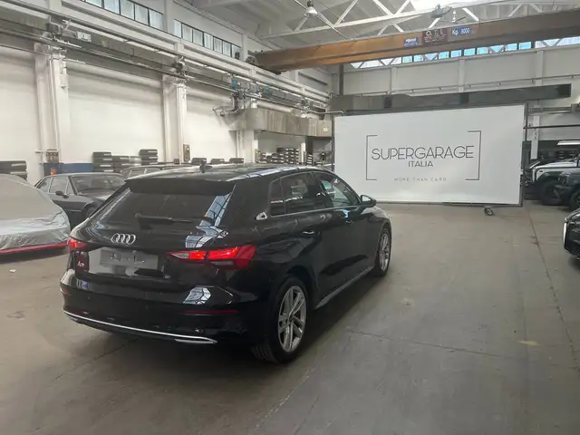 Audi A3 view 4