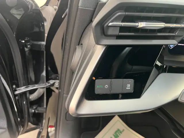 Audi A3 view 16