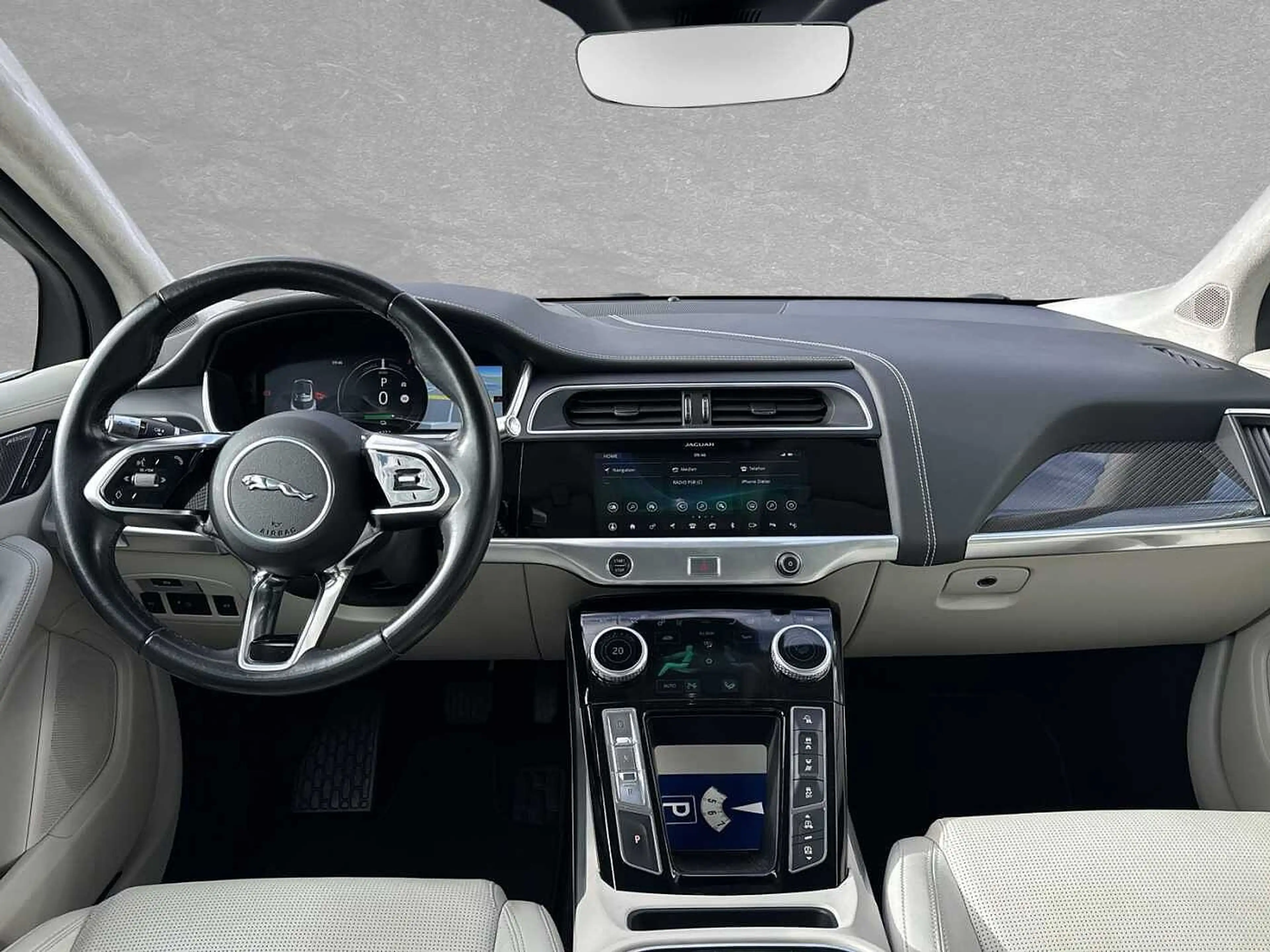 Jaguar I-Pace EV400 AWD S — photo 4