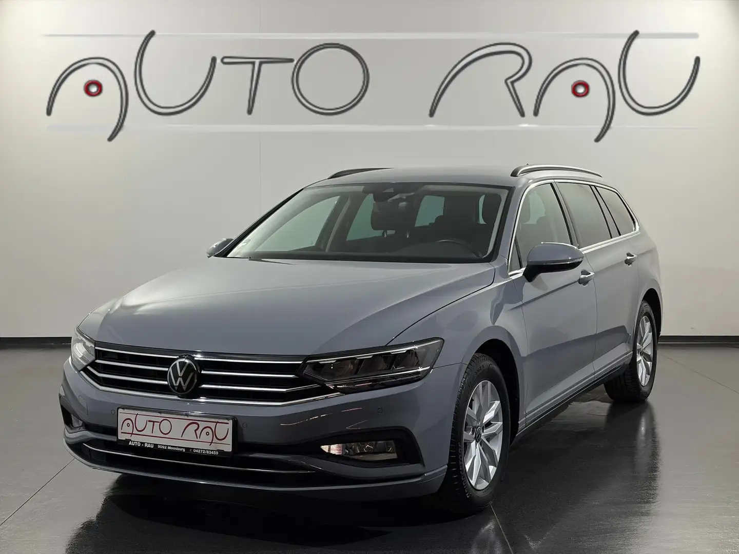Volkswagen Passat Variant 2.0 TDI SCR Business DSG *AHK*LED*ACC*NAVI* Grau - 1