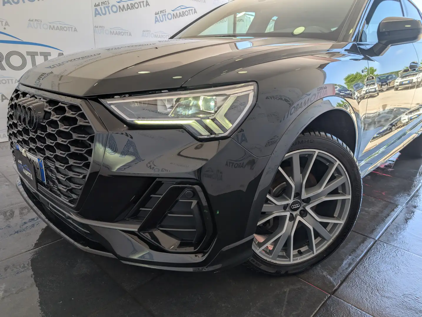 Audi Q3 40 SPORTBACK 2.0 tdi quattro 190cv IDENTITY BLACK! Nero - 2