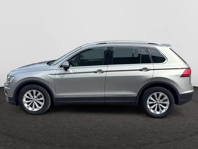 Volkswagen Tiguan view 8