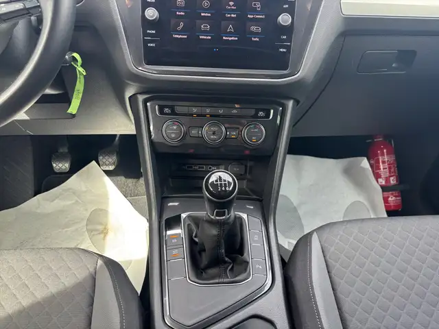 Volkswagen Tiguan view 10