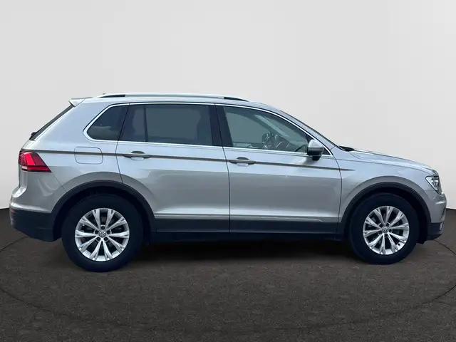 Volkswagen Tiguan view 7