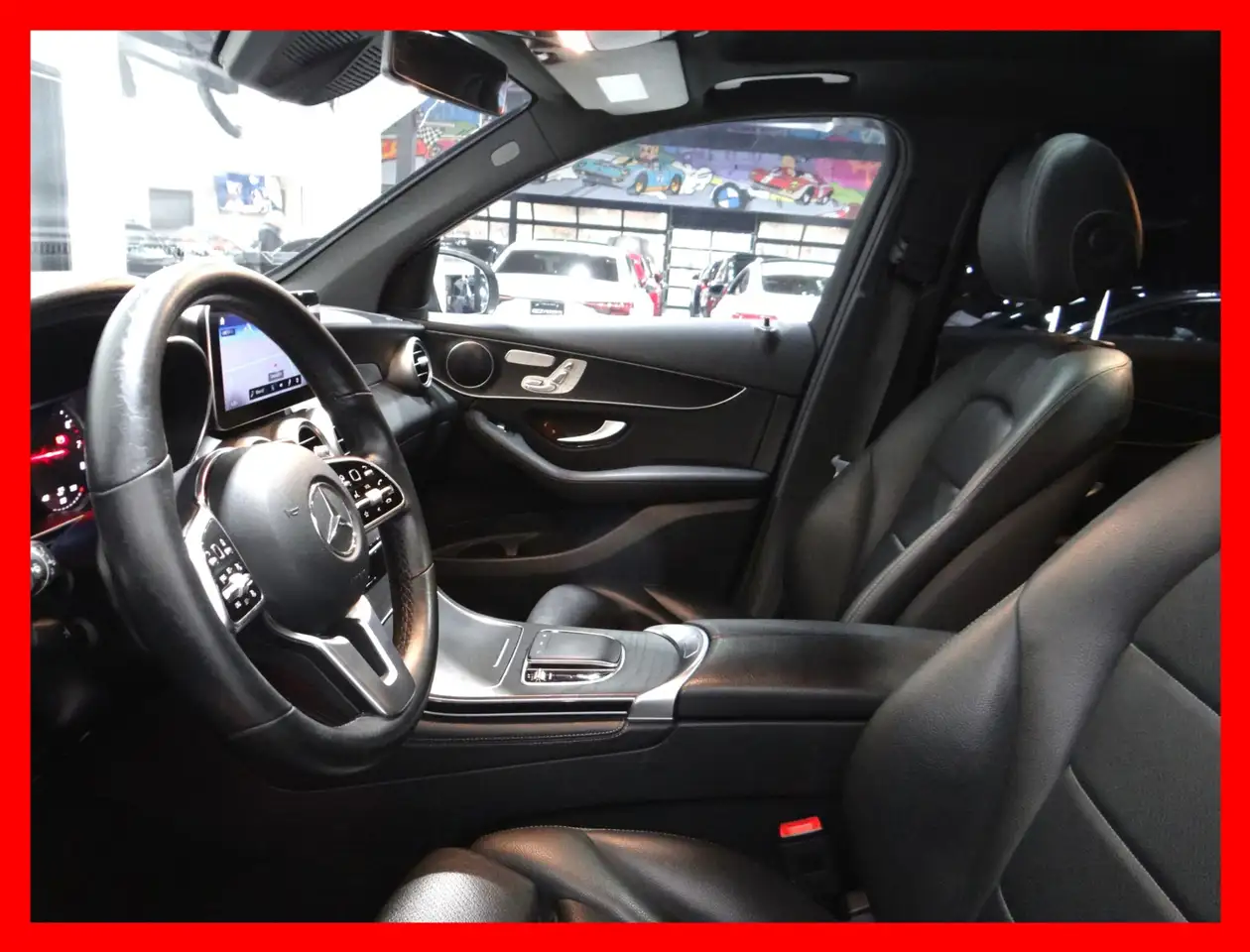 Mercedes-Benz GLC снимка Mercedes-Benz GLC