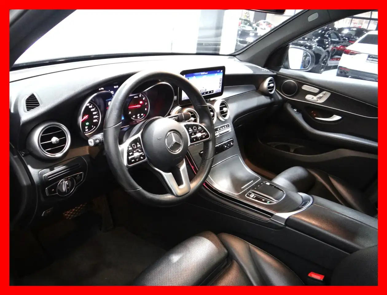 Mercedes-Benz GLC снимка Mercedes-Benz GLC