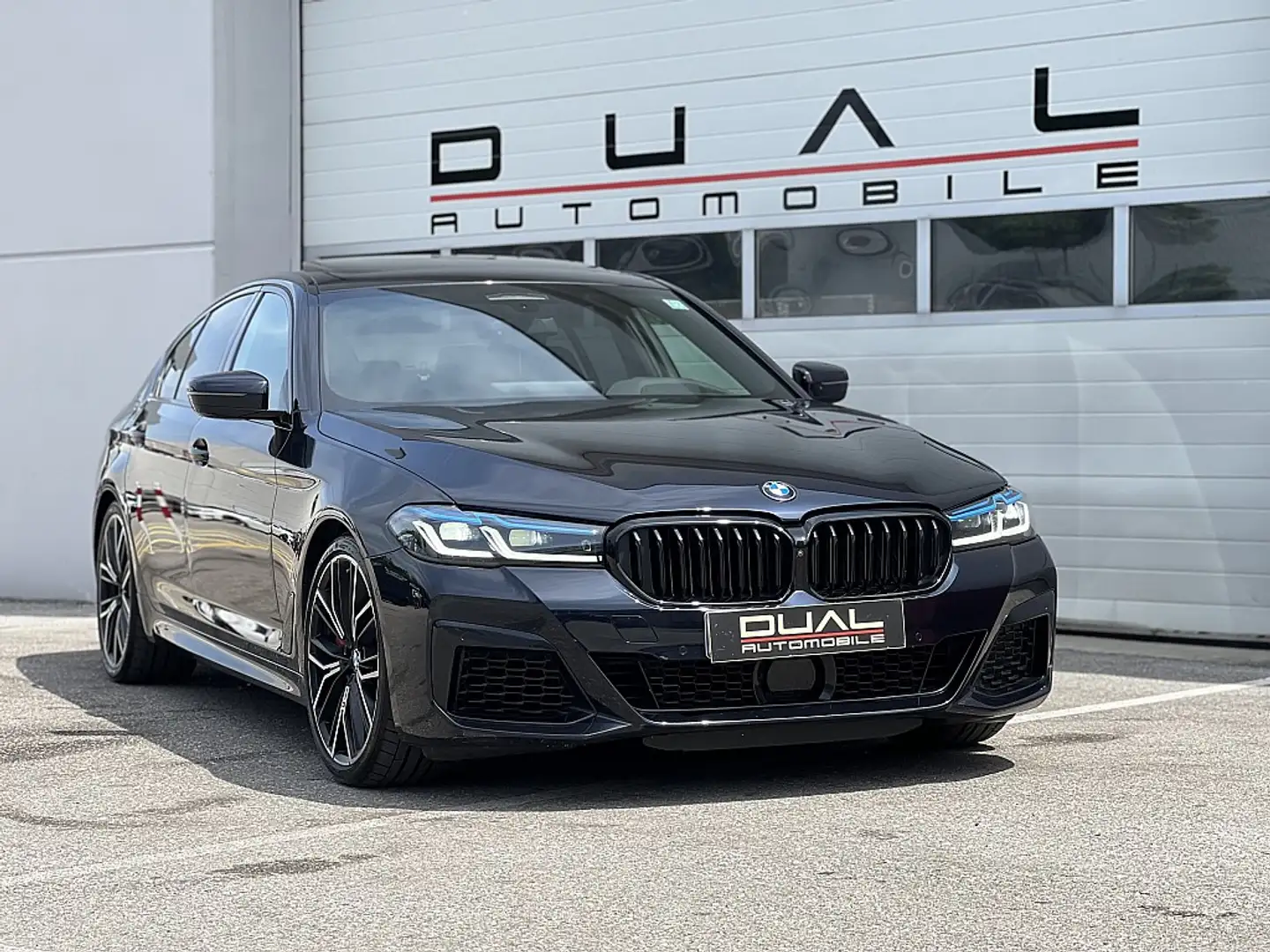 BMW 550 i xDrive Aut. |M-PAKET|HEAD-UP|LED|ACC|SHD|360 ... Schwarz - 2
