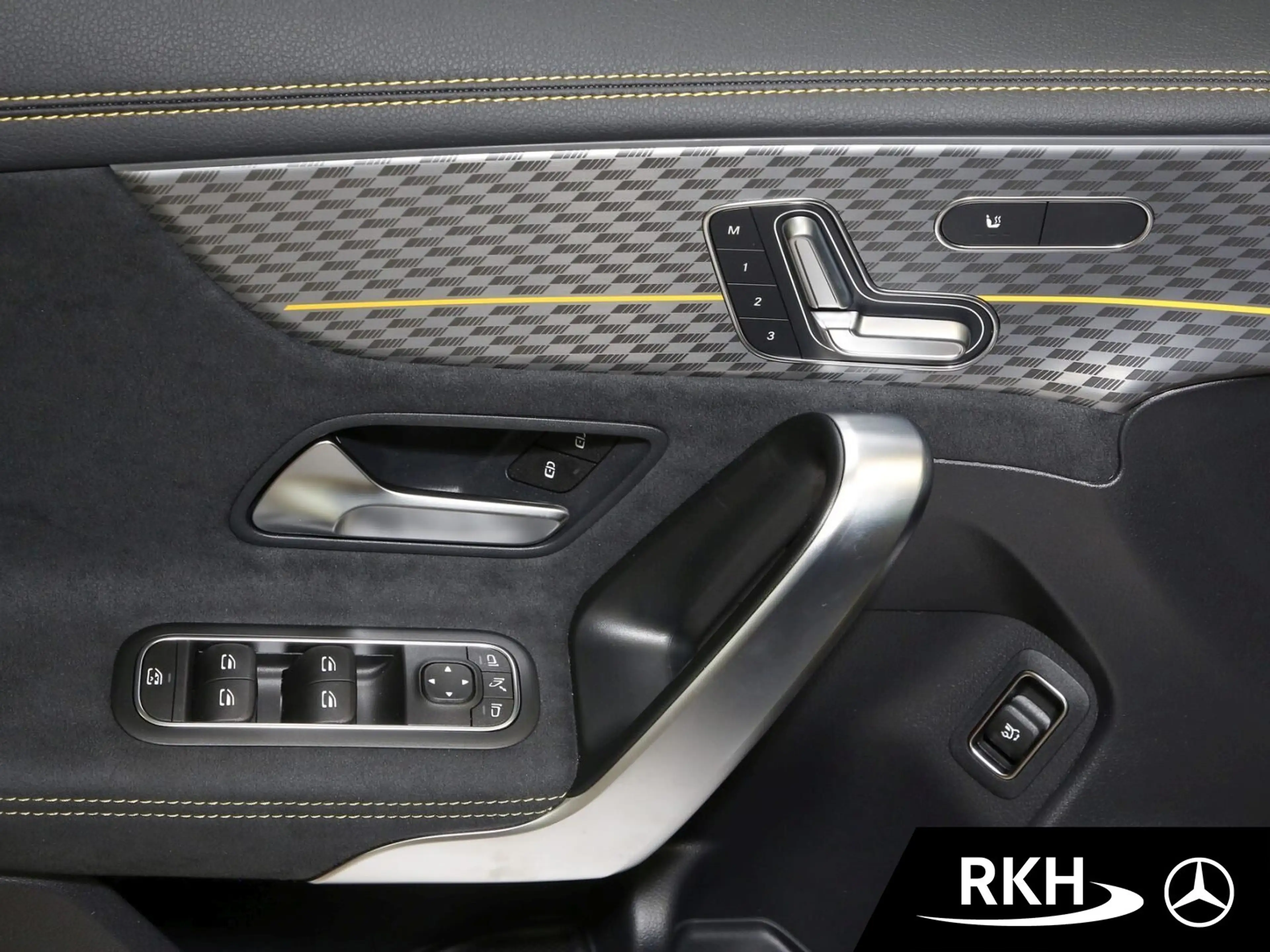 Mercedes-Benz CLA 45 AMG AMG CLA 45 S 4M+ SB Night/Pano/Final-Edi/Driv-P. — photo 14