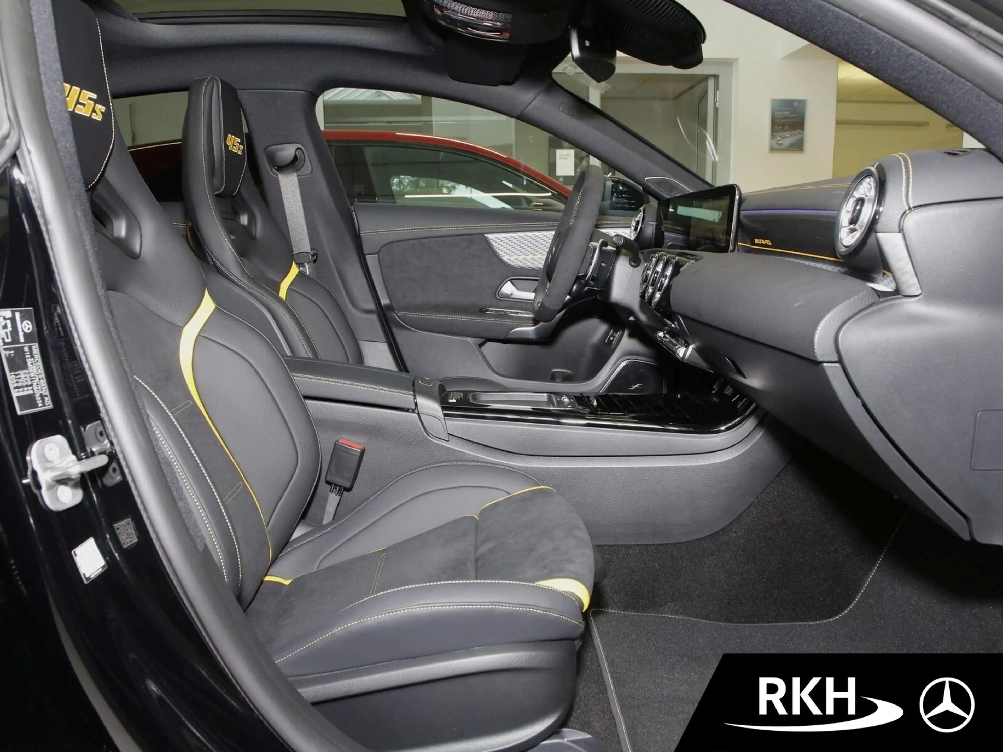 Mercedes-Benz CLA 45 AMG AMG CLA 45 S 4M+ SB Night/Pano/Final-Edi/Driv-P. — photo 6