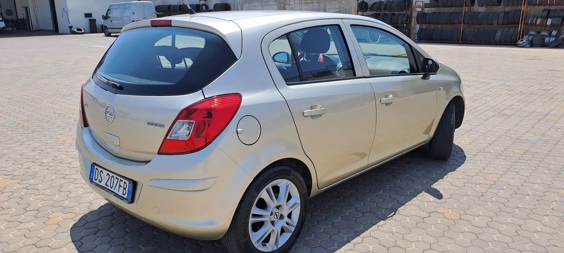 Opel Corsa Corsa IV 2008 5p 1.3 cdti ecoflex Or - 1