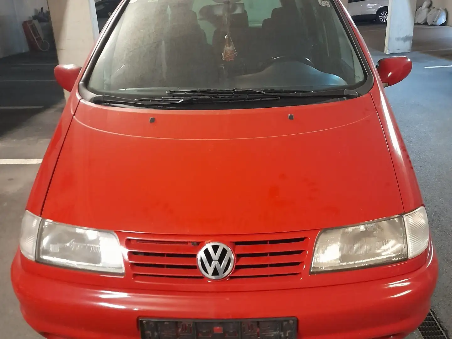 Volkswagen Sharan 1.9 TDI Piros - 1