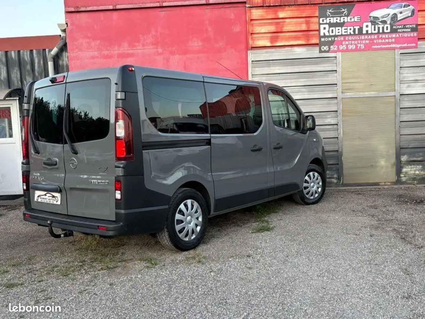 Opel Vivaro COMBI L2H1 9 places 125CH Gris - 2