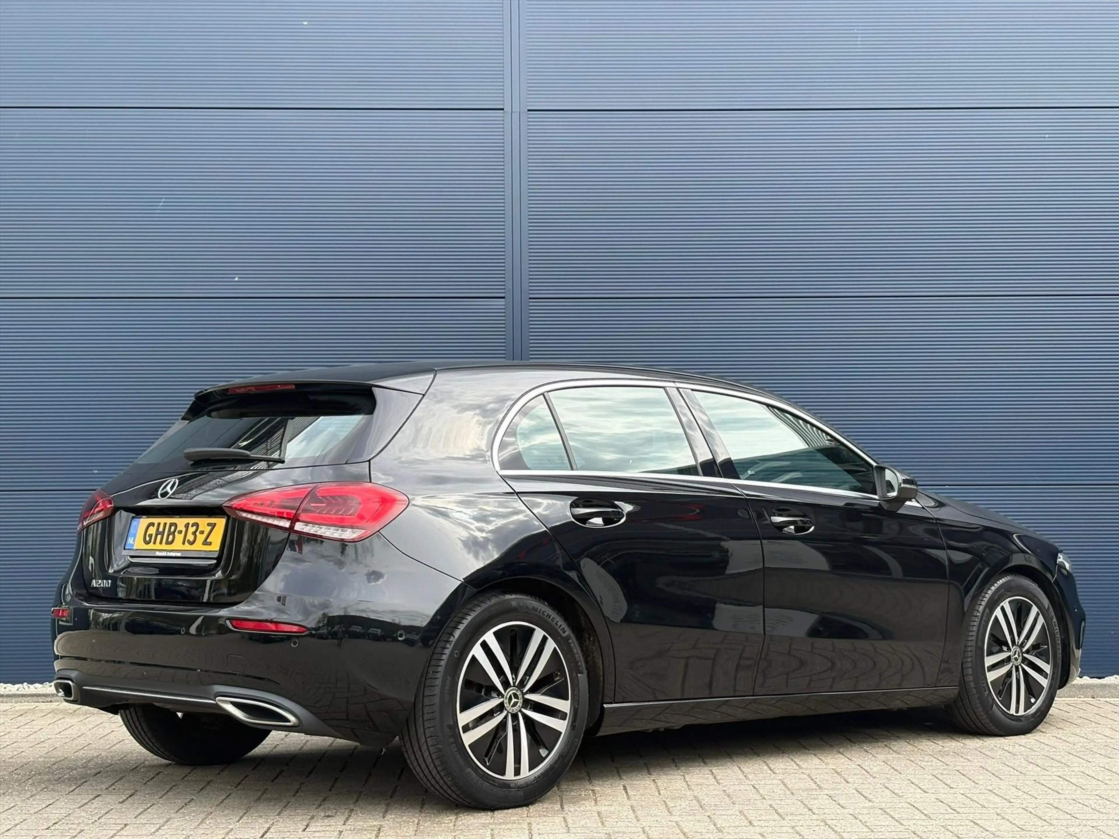 Mercedes-Benz A 200 A 163pk 7G-DCT Business Solution AMG — photo 5