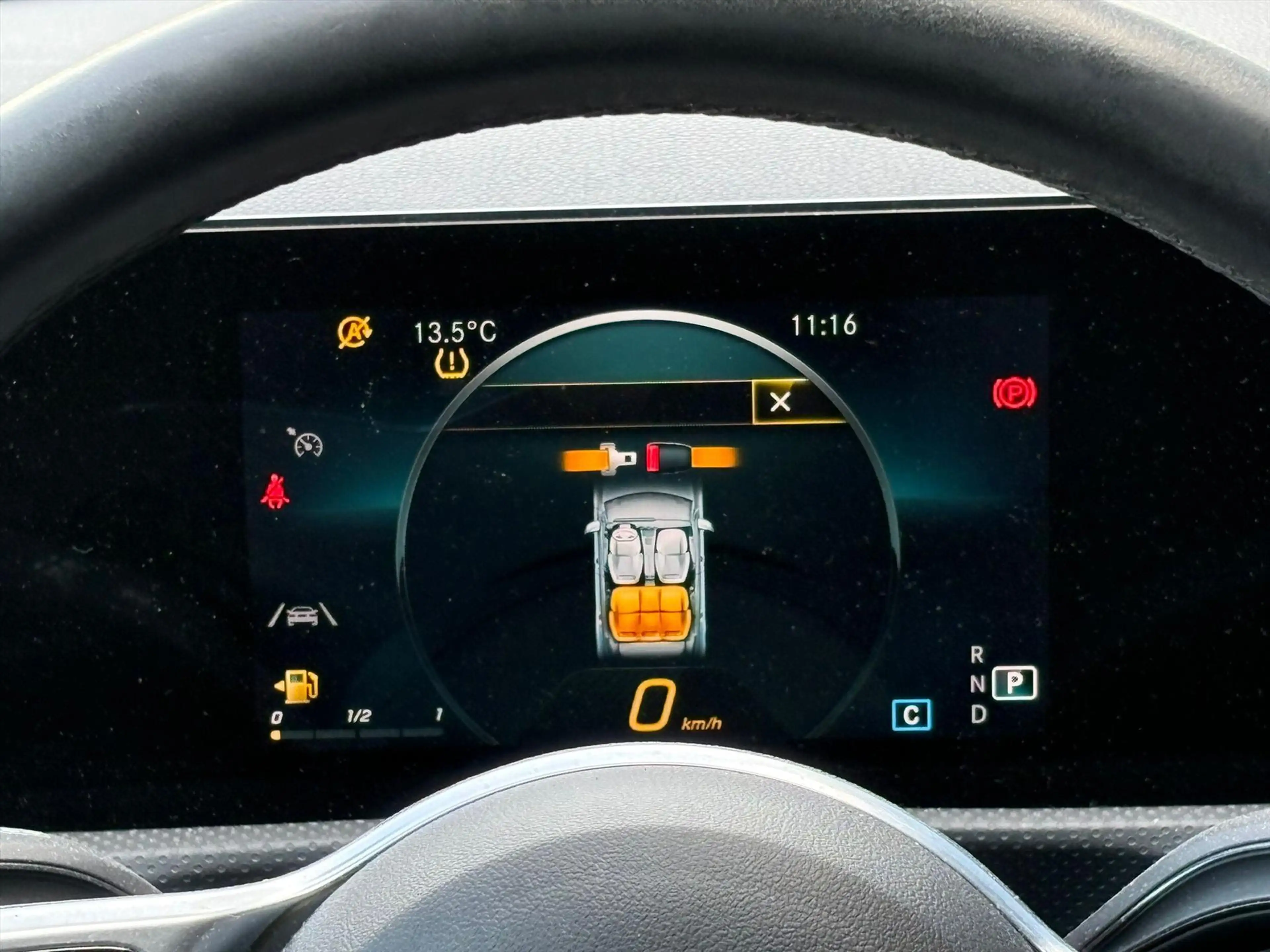 Mercedes-Benz A 200 A 163pk 7G-DCT Business Solution AMG — photo 15