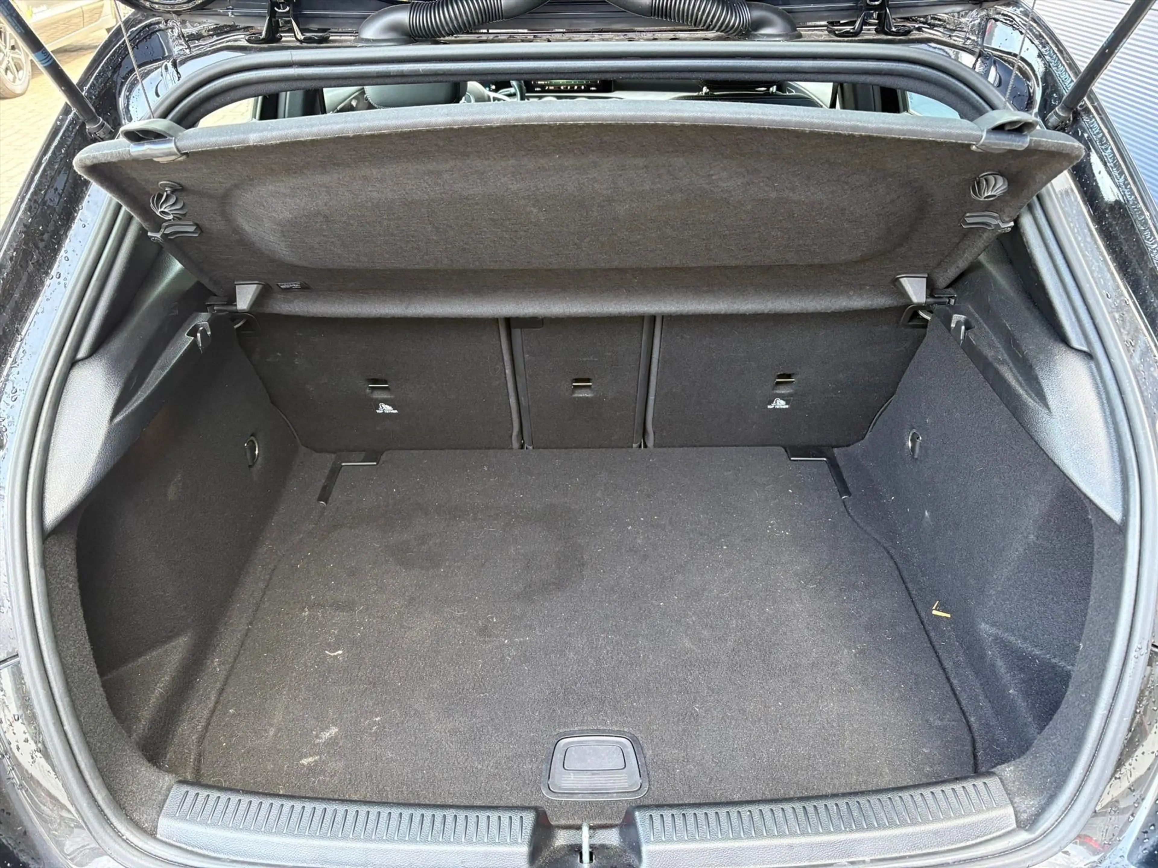 Mercedes-Benz A 200 A 163pk 7G-DCT Business Solution AMG — photo 9