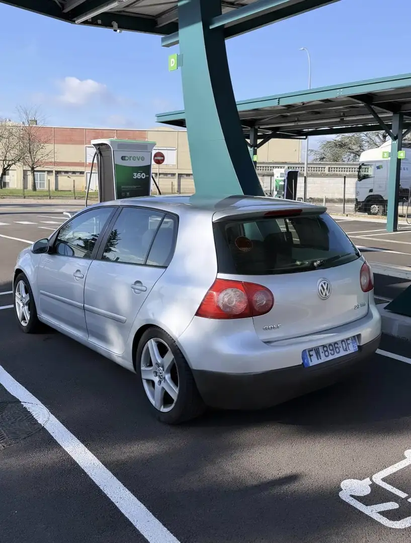 Volkswagen Golf 2.0 16S TDI Carat - 1