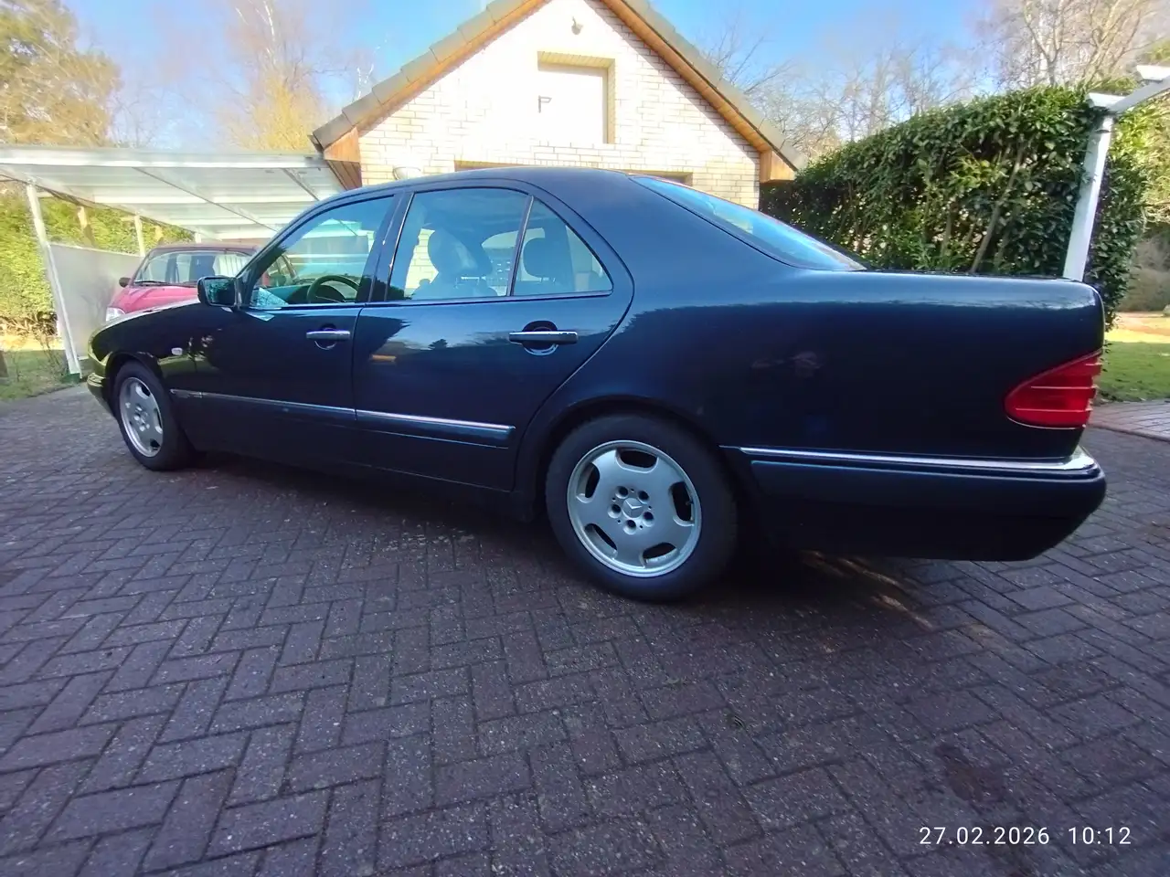Mercedes-Benz E 230 Typ 210, Elegance-Paket, foto 1