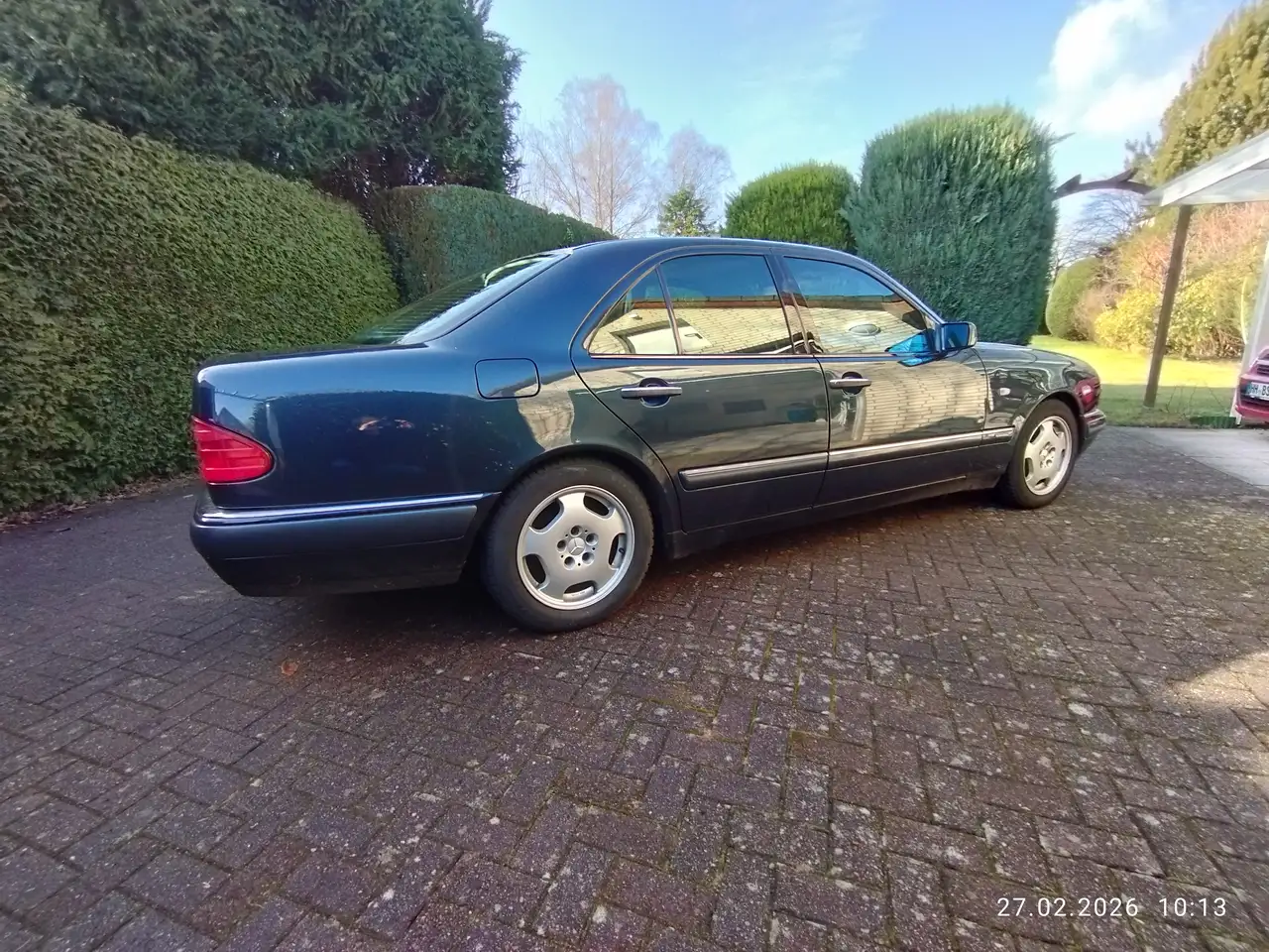 Mercedes-Benz E 230 Typ 210, Elegance-Paket, foto 2