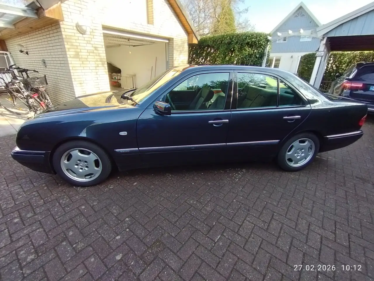 Mercedes-Benz E 230 Typ 210, Elegance-Paket, foto 5