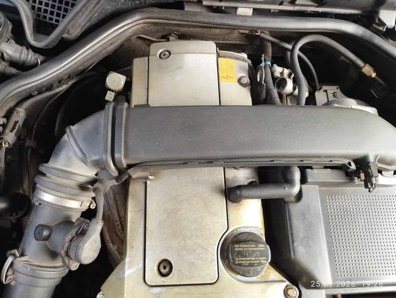 Mercedes-Benz E 230 Typ 210, Elegance-Paket, foto 11