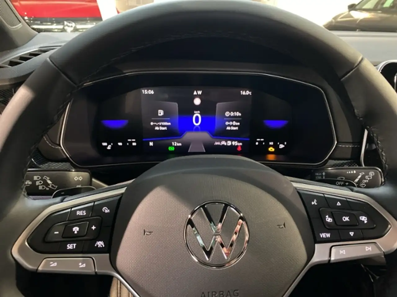 Volkswagen T-Cross R-Line 1.5 TSI DSG BlackStyle Navi Matrix Keyless 14