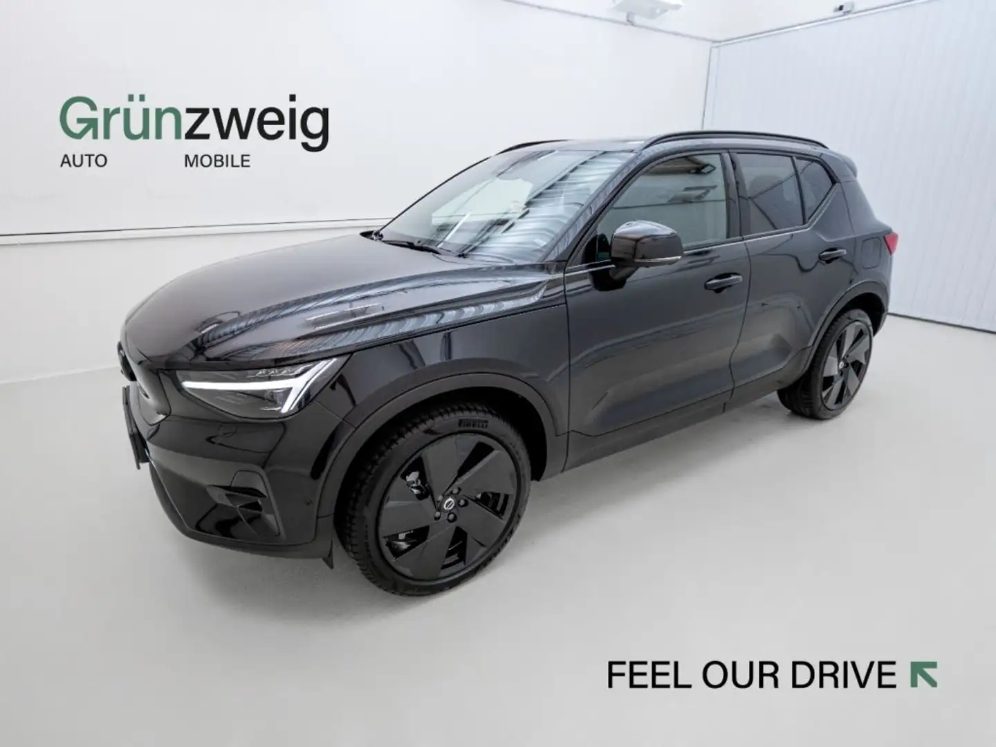 Volvo EX40 Black Edition Ultra, Twin Motor Performance, Volle Nero - 1