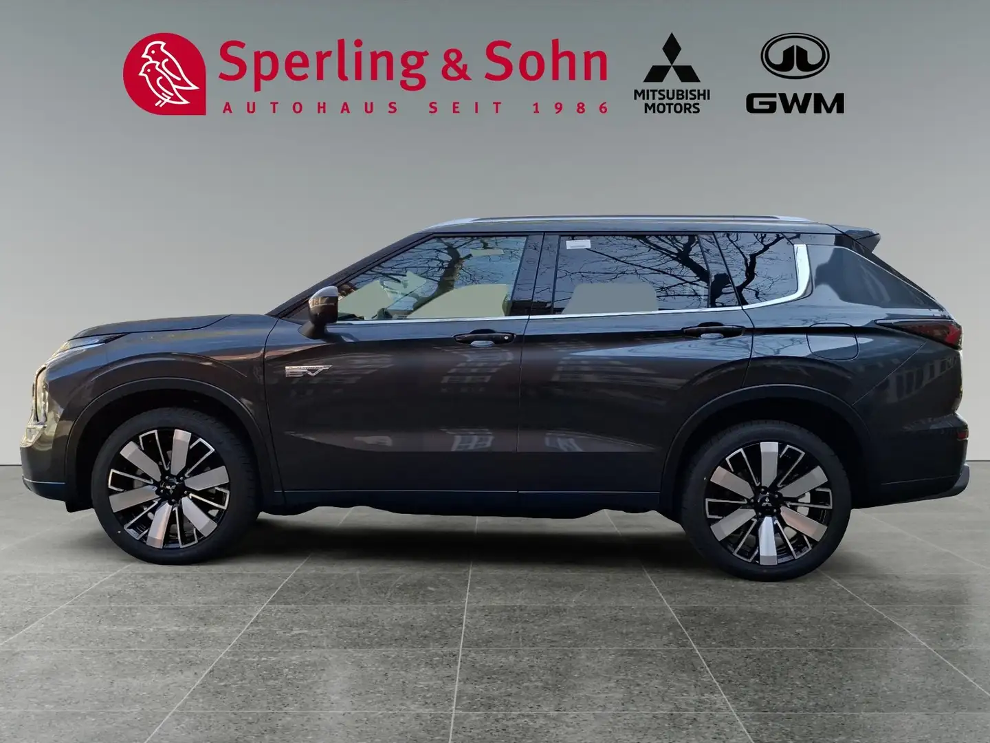 Mitsubishi Outlander 2.4 4WD Top Plug-In Hybrid auch in anderen Farben Gris - 2