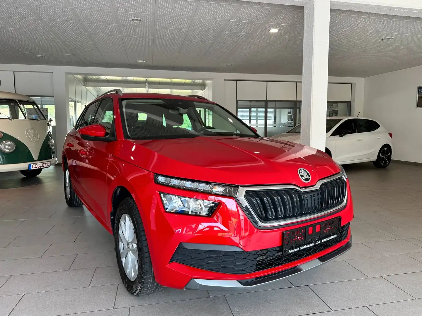 Skoda Kamiq Ambition *KAMERA*PDC*TEMPOMAT*LED*VIRTUAL* Rot - 1
