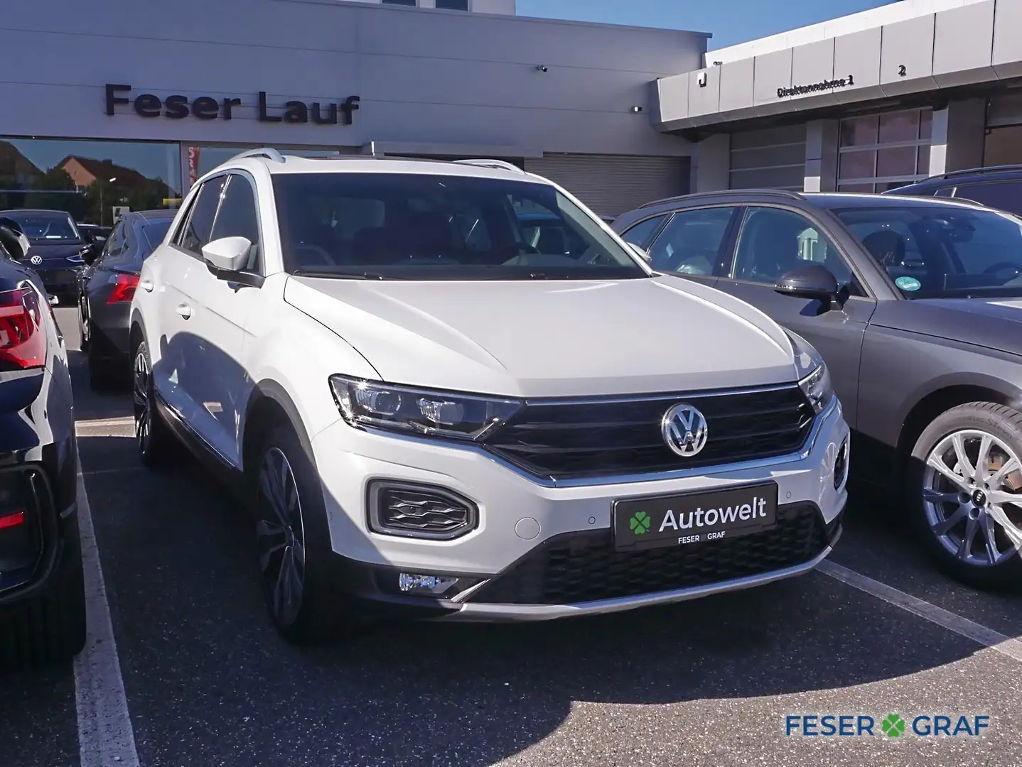 Volkswagen T-Roc Sport TSI, NAVI, PANO, LED Weiß - 2