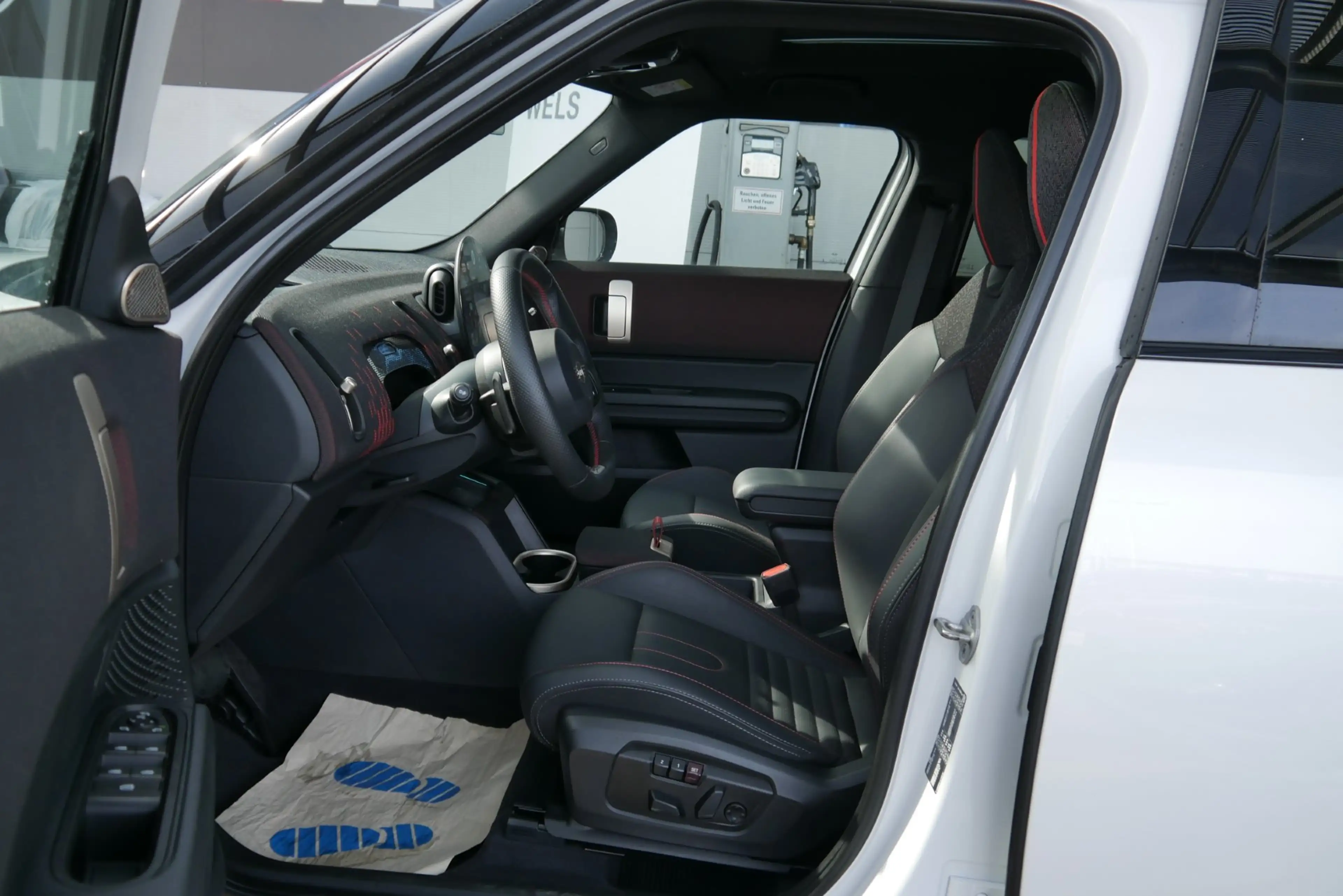 MINI Countryman D *JCW Trim/Paket XL/Pano/DA-Prof./Memorysitz/HUD/H&K Sound* — photo 7