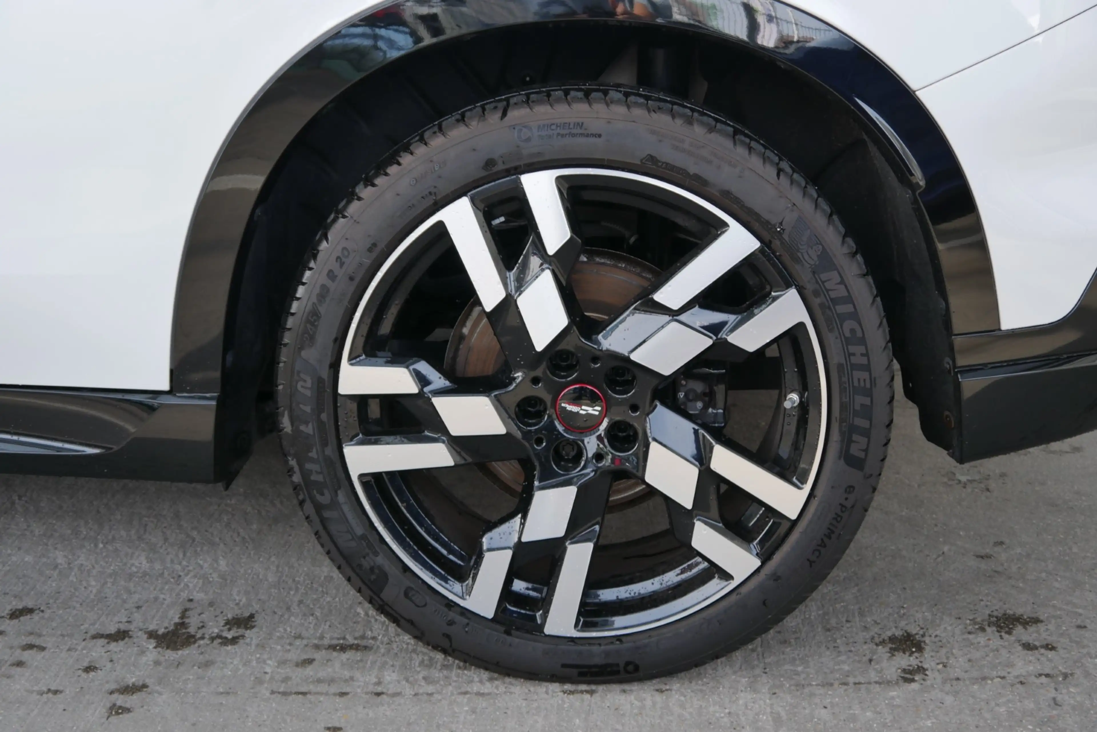 MINI Countryman D *JCW Trim/Paket XL/Pano/DA-Prof./Memorysitz/HUD/H&K Sound* — photo 4