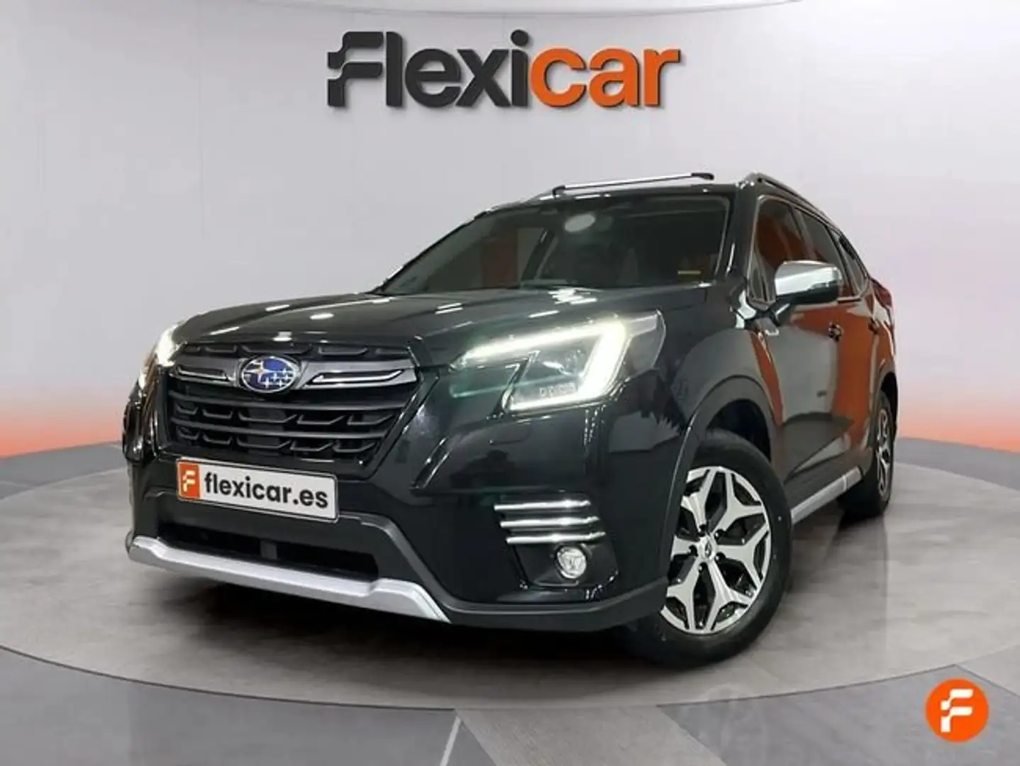 Subaru Forester 2.0i Hybrid Executive Plus CVT Negro - 2